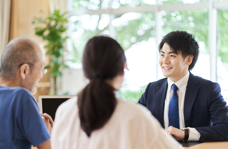家族に財産の管理を任せる家族信託の活用を弁護士が提案 | 新宿で弁護士なら解決までサポートする法律事務所 穂